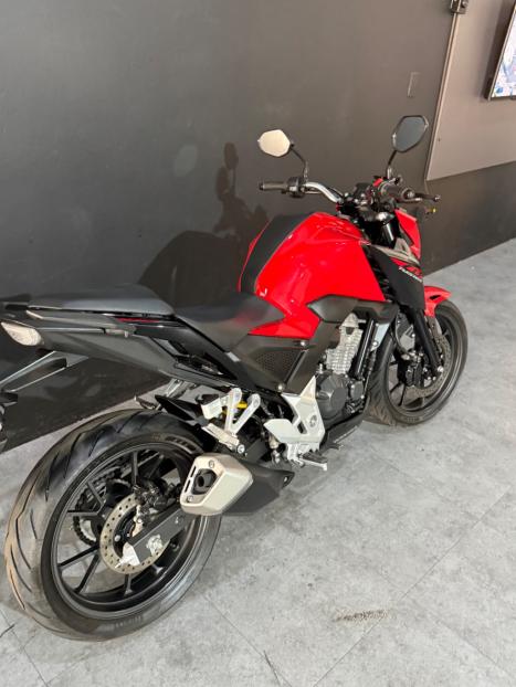 HONDA CB 300 F Twister FLEX ABS, Foto 4