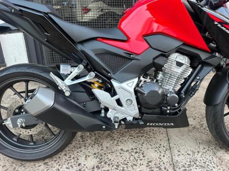 HONDA CB 300 F Twister FLEX ABS, Foto 4