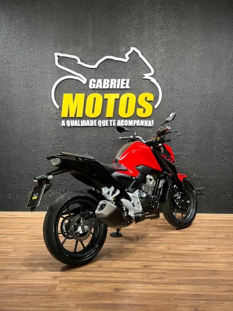 HONDA CB 300 F Twister FLEX CBS, Foto 5