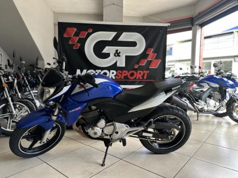 HONDA CB 300 R ESPECIAL EDITION, Foto 4