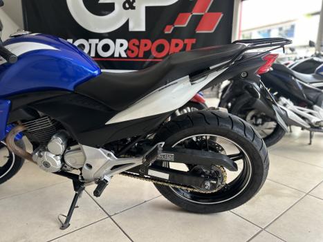 HONDA CB 300 R ESPECIAL EDITION, Foto 6