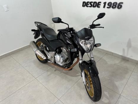 HONDA CB 300 R STD, Foto 3