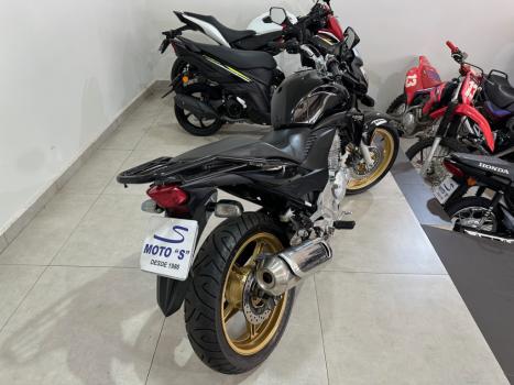 HONDA CB 300 R STD, Foto 5