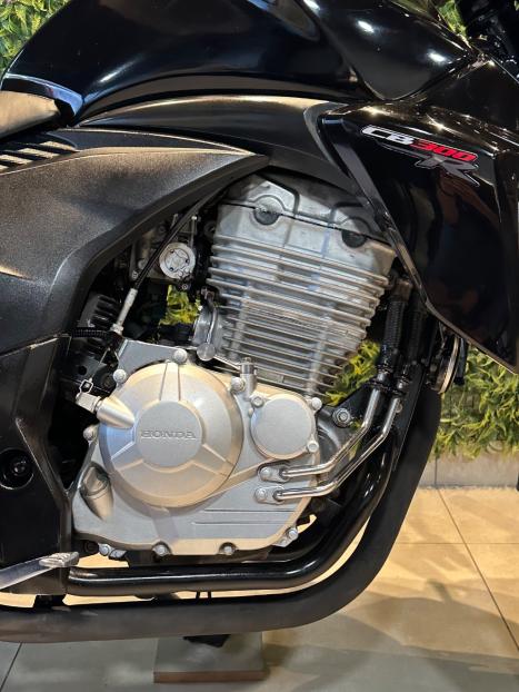 HONDA CB 300 R STD, Foto 8