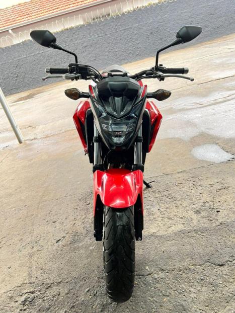 HONDA CB 500 F ABS, Foto 1