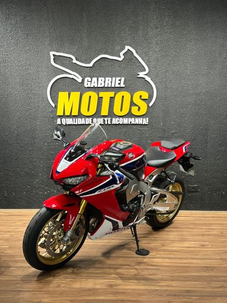 HONDA CBR 1000 RR FIRE BLADE, Foto 4