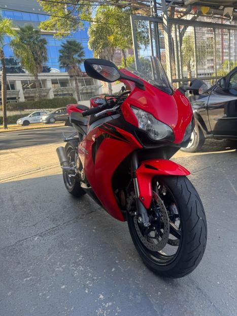 HONDA CBR 1000 RR FIRE BLADE, Foto 4