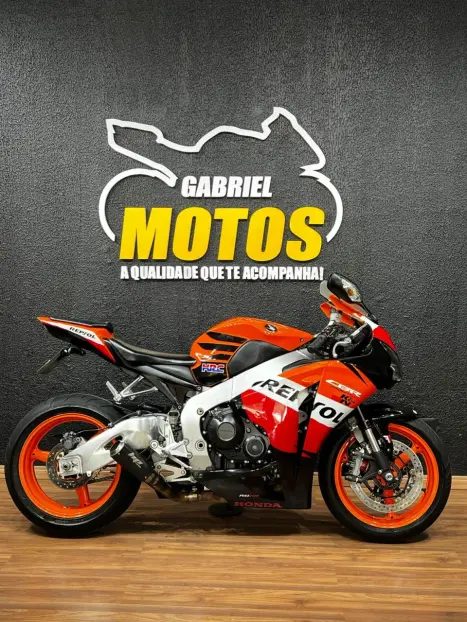 HONDA CBR 1000 RR REPSOL, Foto 1