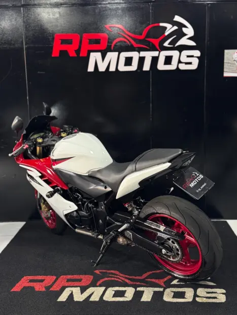 HONDA CBR 600 F , Foto 12