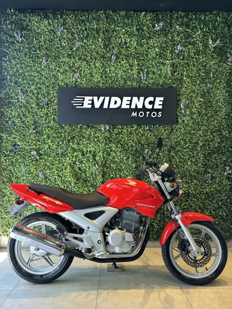 HONDA CBX Twister 250 , Foto 2