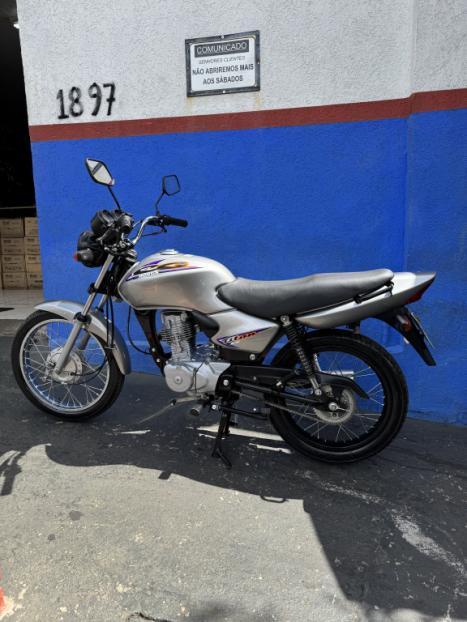 HONDA CG 125 TITAN KS, Foto 2