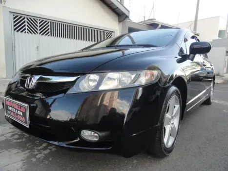 HONDA Civic 1.8 16V 4P FLEX LXS, Foto 4