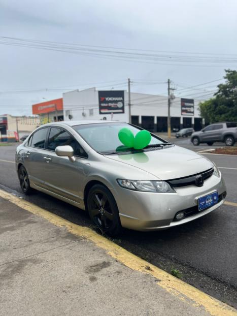 HONDA Civic 1.8 16V 4P FLEX LXS, Foto 1