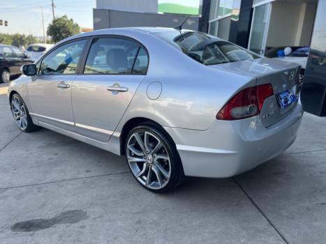 HONDA Civic 1.8 16V 4P FLEX LXS AUTOMTICO, Foto 4