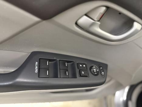 HONDA Civic 1.8 16V 4P FLEX LXS AUTOMTICO, Foto 12