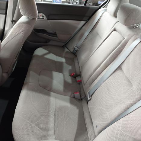 HONDA Civic 1.8 16V 4P LXS, Foto 4