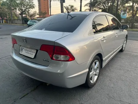 HONDA Civic 1.8 16V 4P FLEX LXS, Foto 6