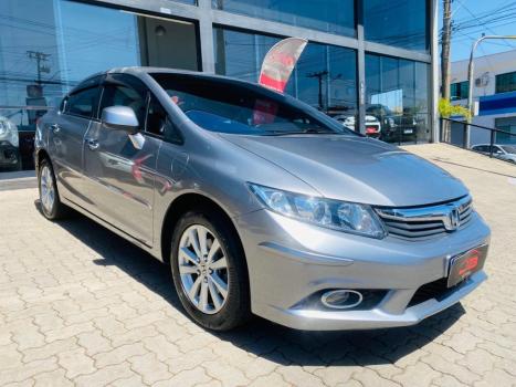 HONDA Civic 1.8 16V 4P LXS, Foto 2
