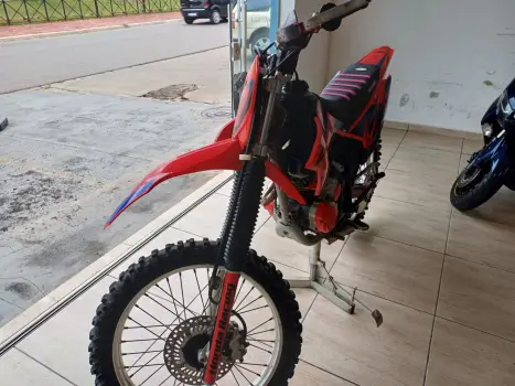 HONDA CRF 230 F, Foto 6