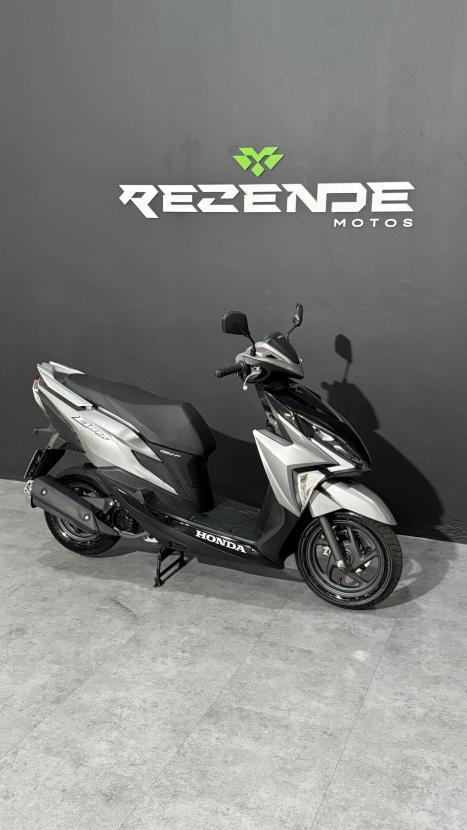 HONDA Elite 125 , Foto 2