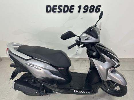 HONDA Elite 125 , Foto 2
