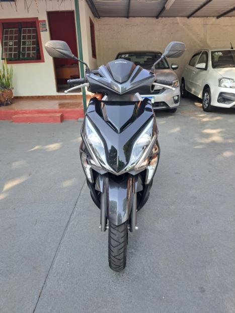HONDA Elite 125 , Foto 2