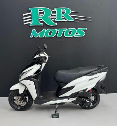 HONDA Elite 125 , Foto 2