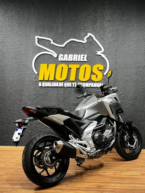 HONDA NC 750 X ABS, Foto 6