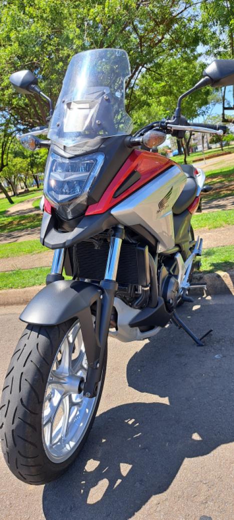 HONDA NC 750 X ABS, Foto 4