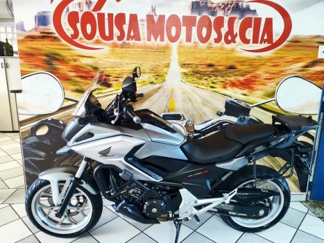 HONDA NC 750 X ABS, Foto 1