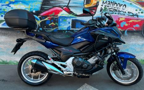 HONDA NC 750 X ABS, Foto 1