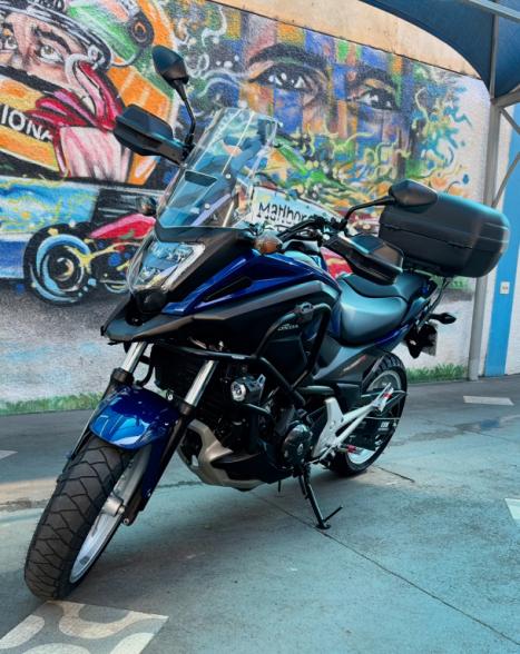 HONDA NC 750 X ABS, Foto 2