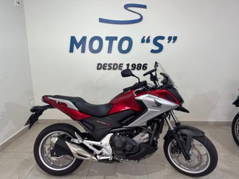 HONDA NC 750 X ABS, Foto 1