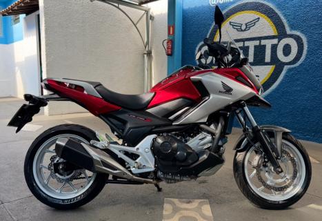 HONDA NC 750 X ABS, Foto 1