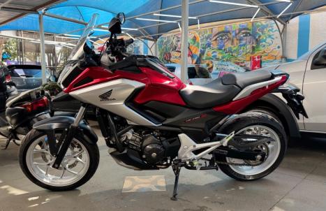 HONDA NC 750 X ABS, Foto 2