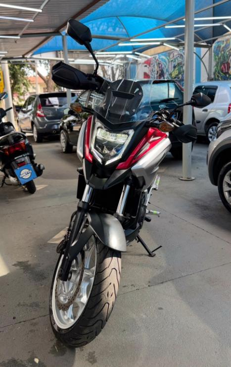HONDA NC 750 X ABS, Foto 4