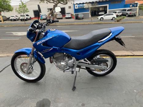 HONDA NX Falcon 400, Foto 4