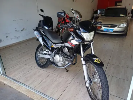 HONDA NX Falcon 400, Foto 3