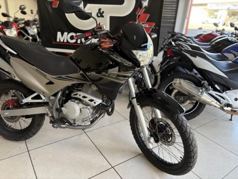 HONDA NX Falcon 400, Foto 3