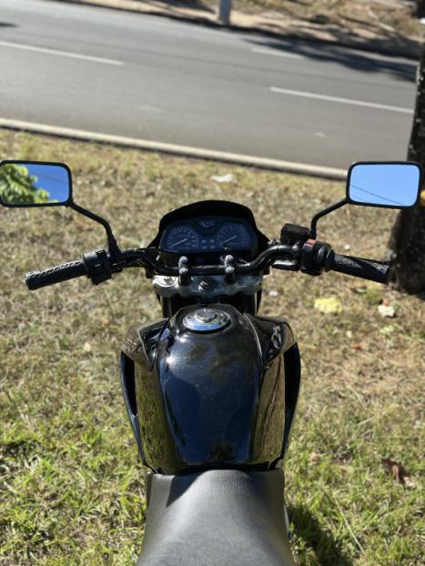 HONDA NX Falcon 400, Foto 10