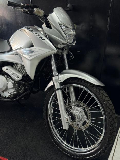 HONDA NX Falcon 400 I, Foto 2