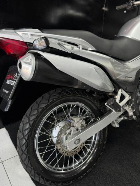 HONDA NX Falcon 400 I, Foto 4