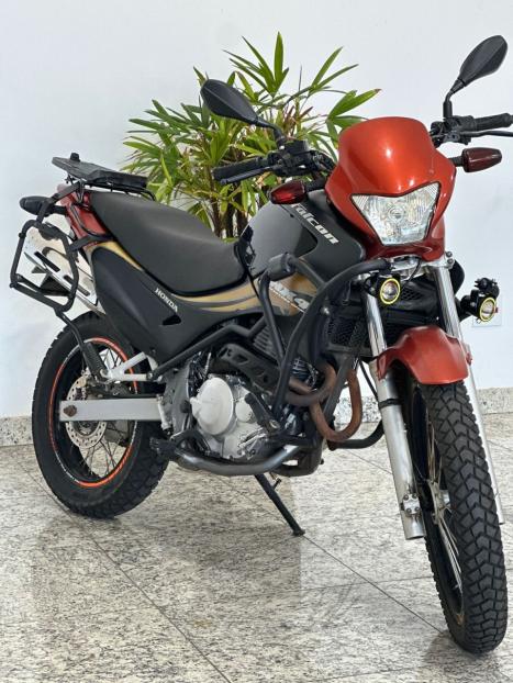 HONDA NX Falcon 400, Foto 1