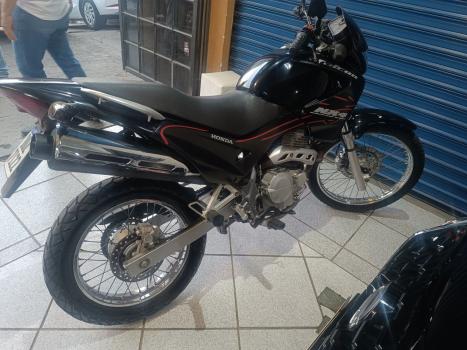 HONDA NX Falcon 400, Foto 6