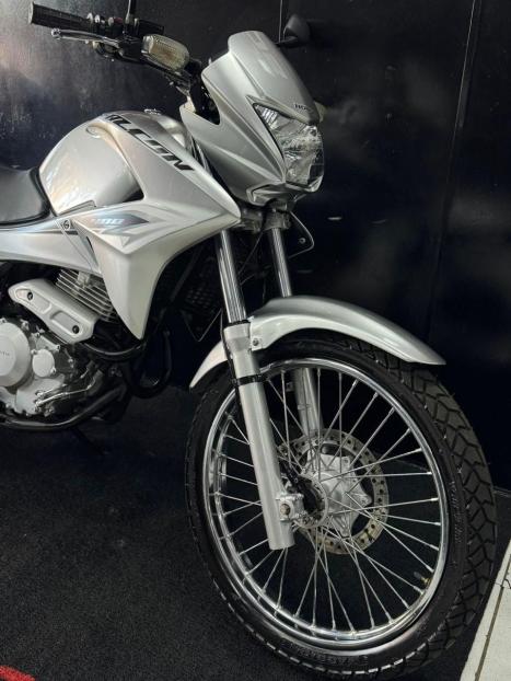 HONDA NX Falcon 400 I, Foto 4
