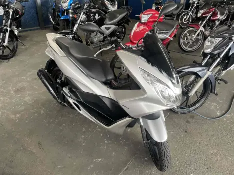 HONDA PCX 150 DLX, Foto 6