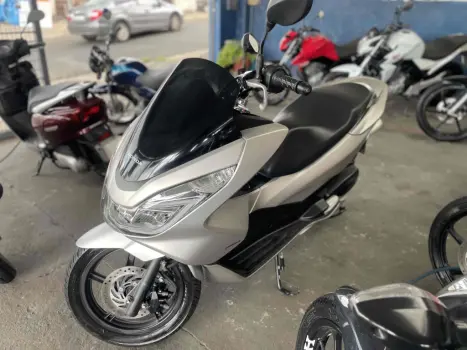 HONDA PCX 150 DLX, Foto 8