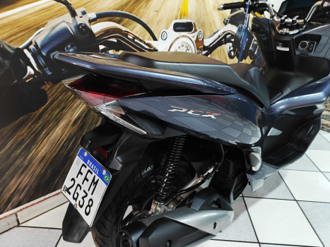 HONDA PCX 150 DLX, Foto 2