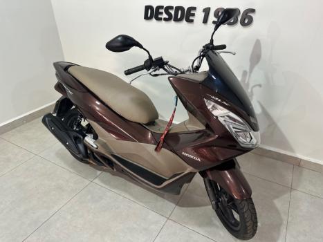 HONDA PCX 150 DLX, Foto 3