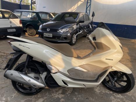 HONDA PCX 150 DLX, Foto 3